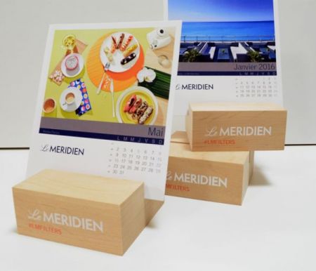 Personalized wooden calender holder